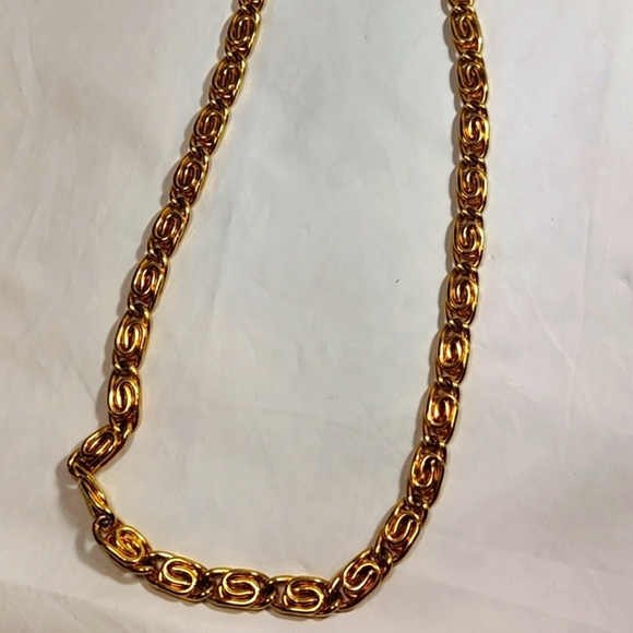 Women's Gold Plated Chunky Chain - Picture 2 of 6